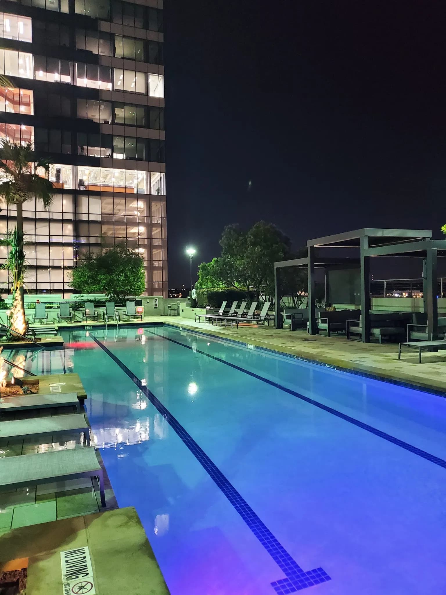 amenities-pool