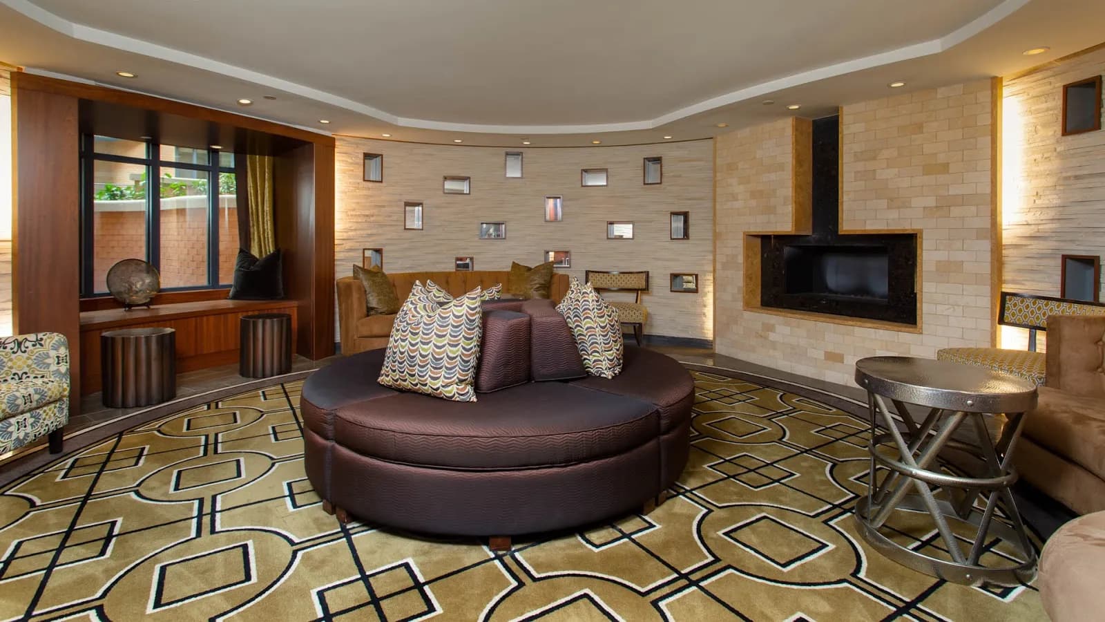 interior-clubroom-2
