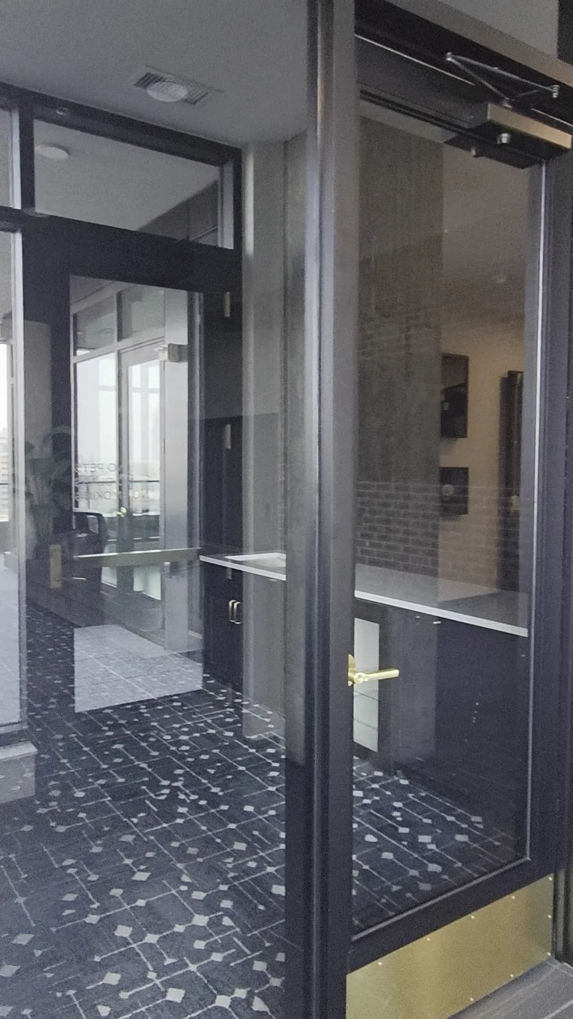 interior-entrance