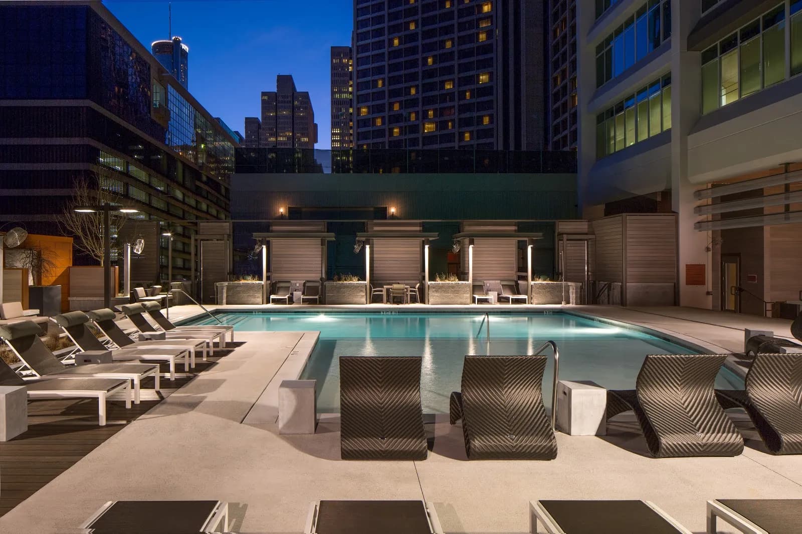 amenities-pool