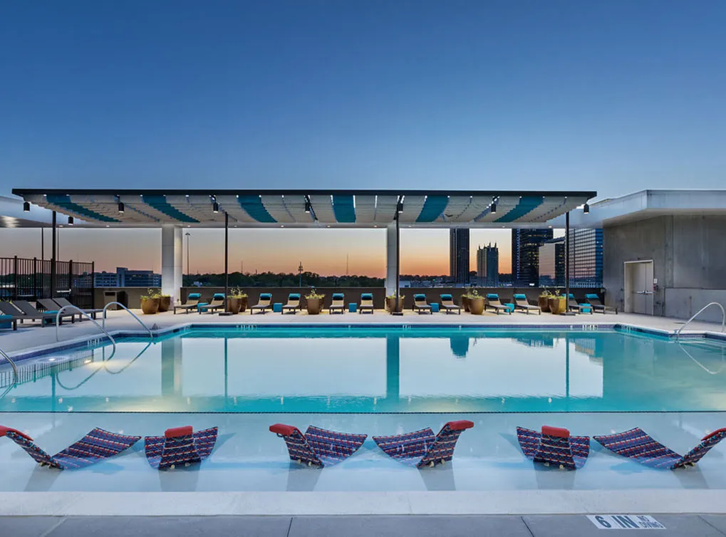 amenities-pool
