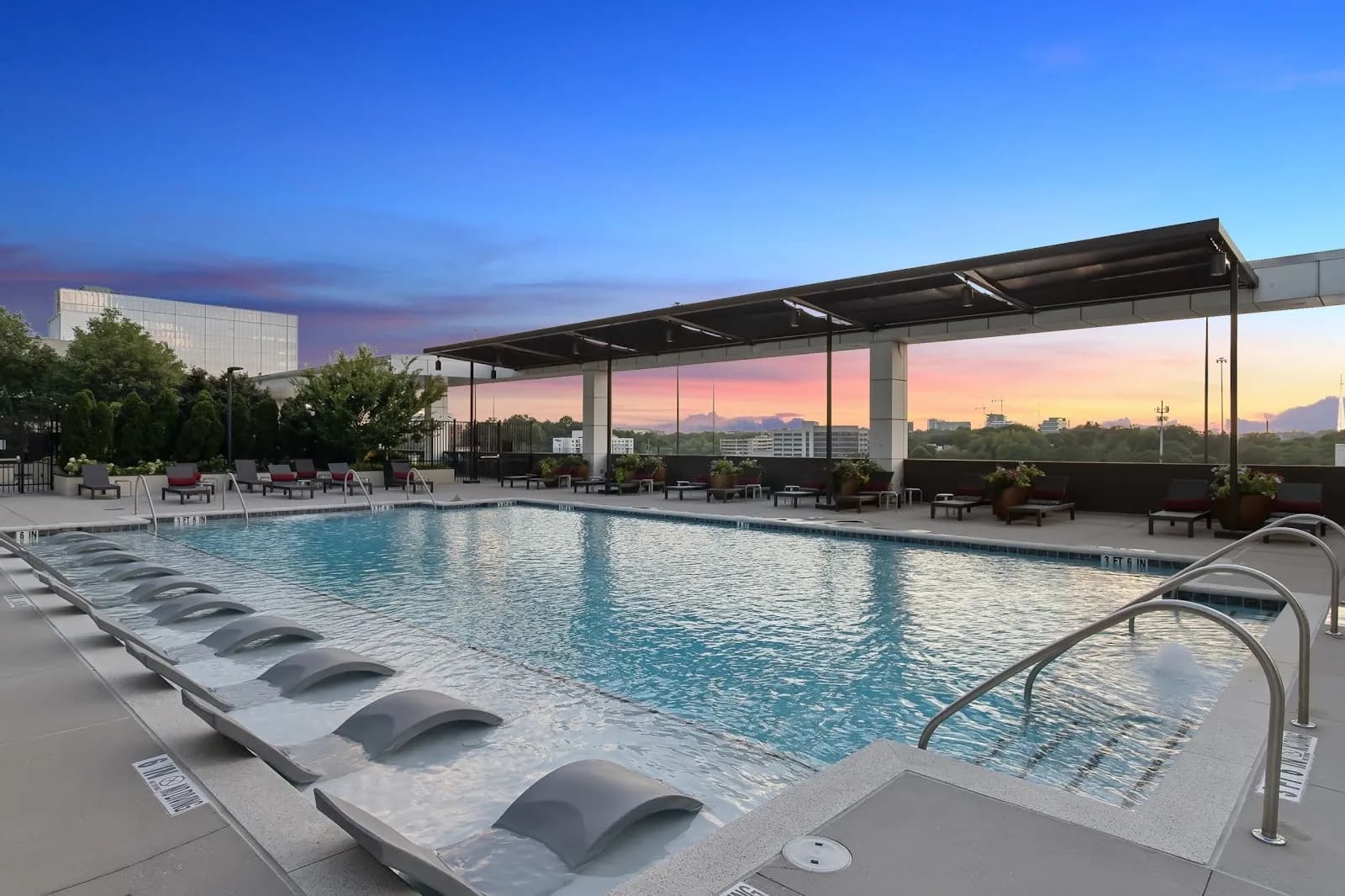 amenities-pool-2
