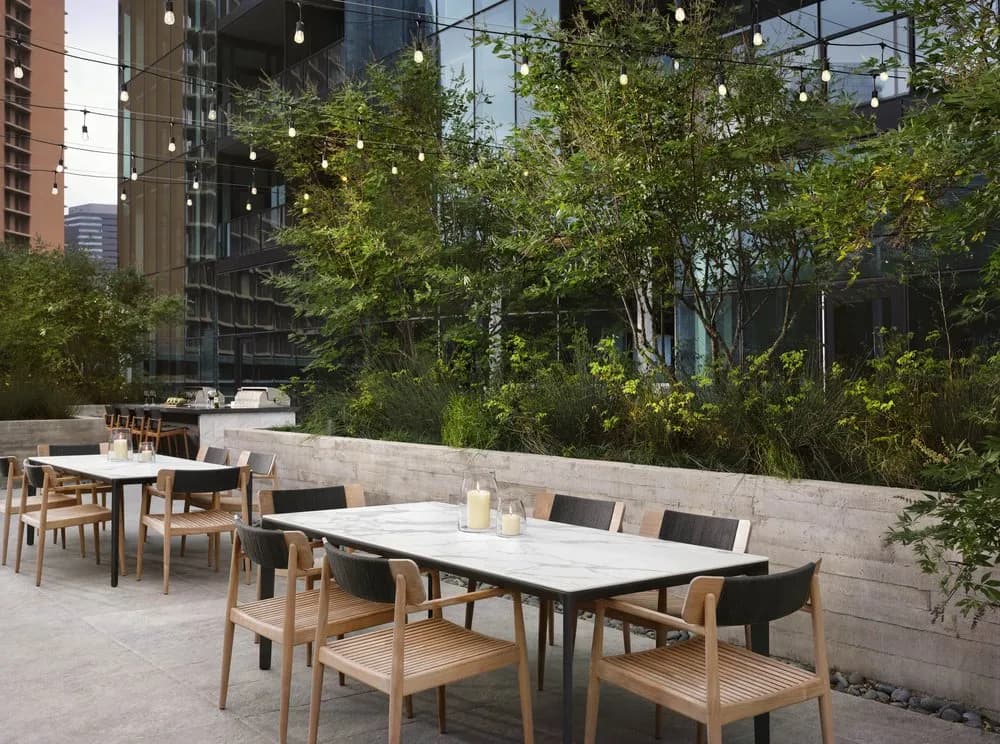 amenities-courtyard
