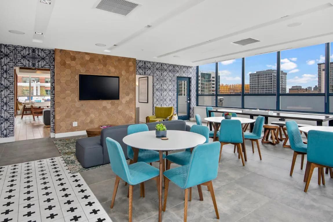 interior-clubroom
