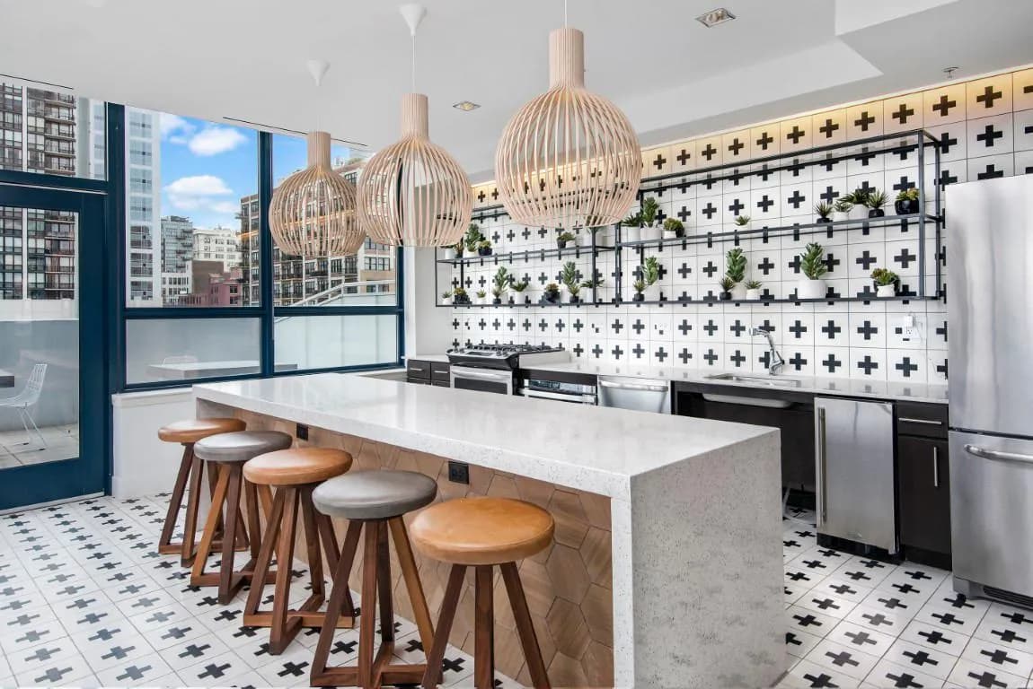 kitchen-clubhouse-2