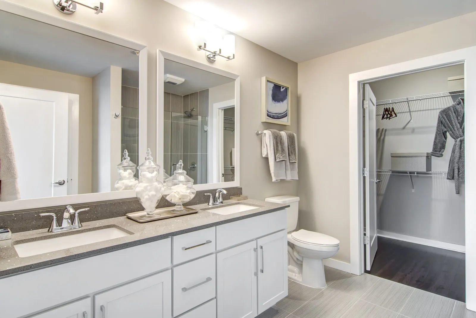 bathroom-vanity