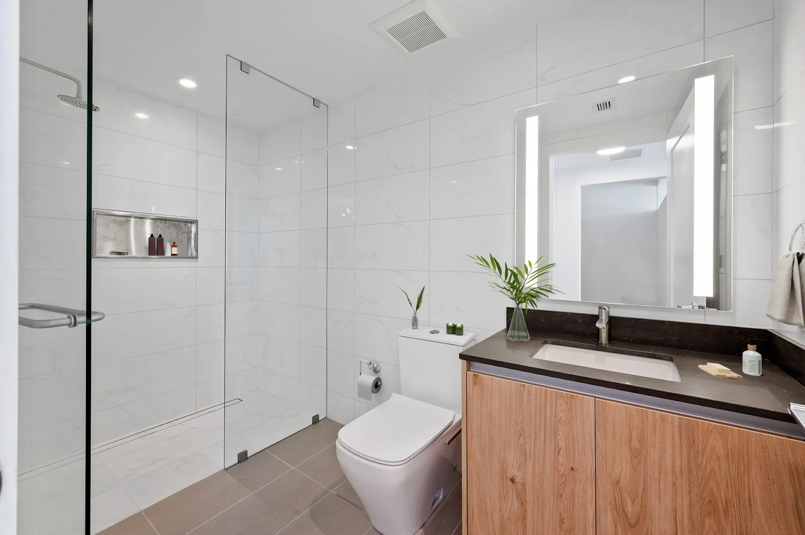 bathroom-shower