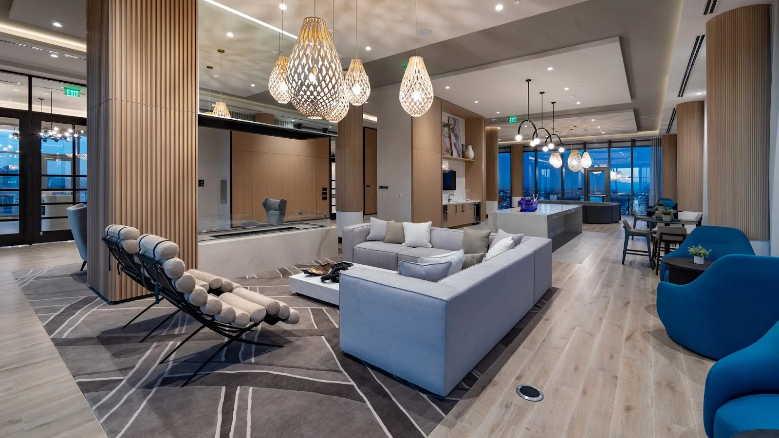 interior-clubhouse