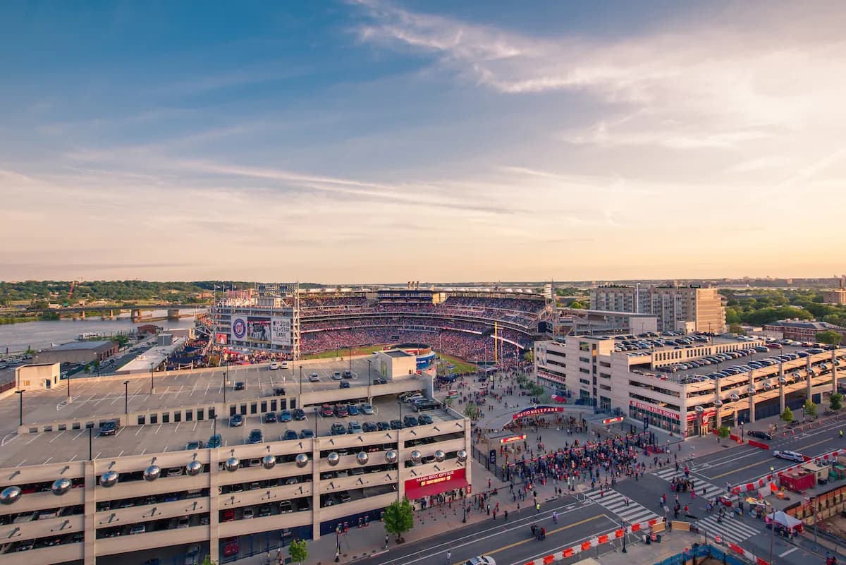 amenities-stadiumview-2