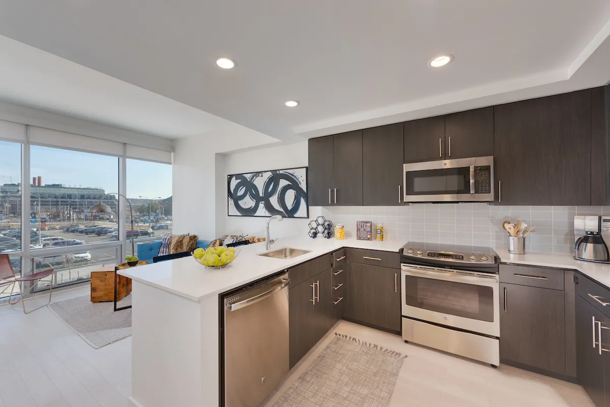 kitchen-stadiumview