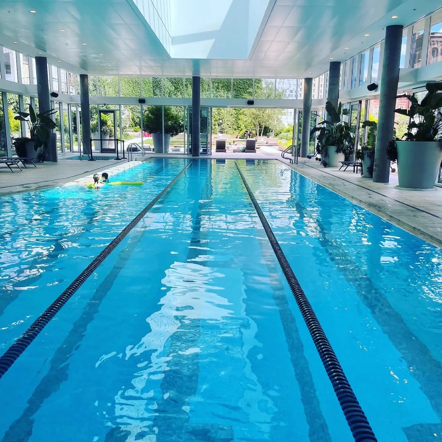 amenities-pool-2