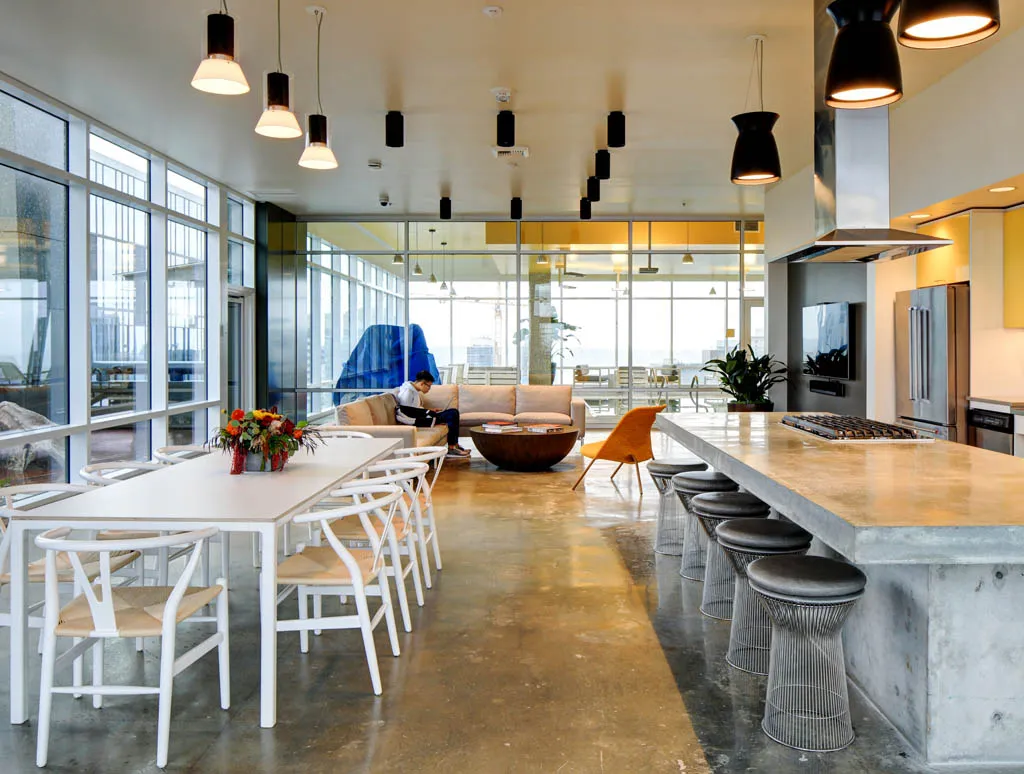 dining-clubkitchen