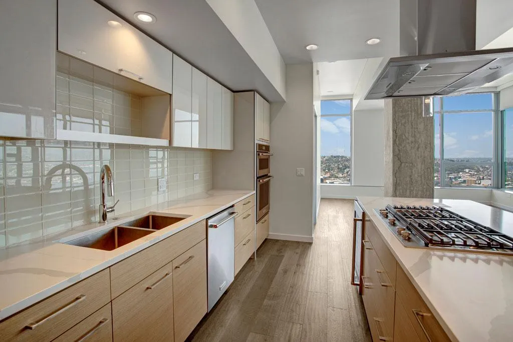 kitchen-galleykitchen