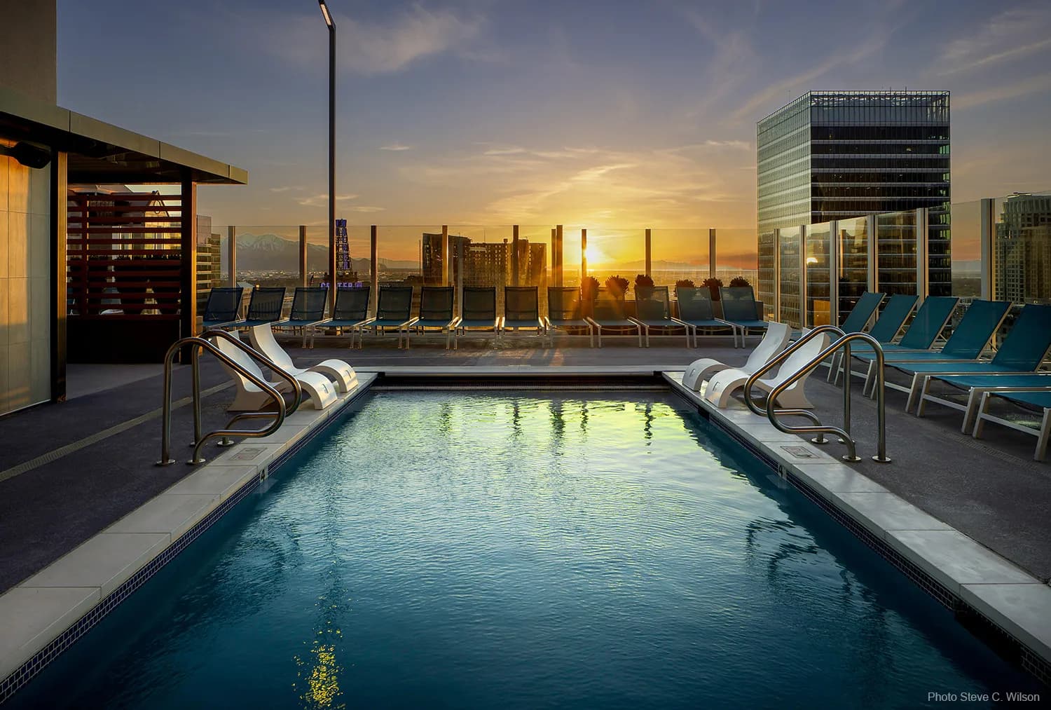 amenities-poolsunset
