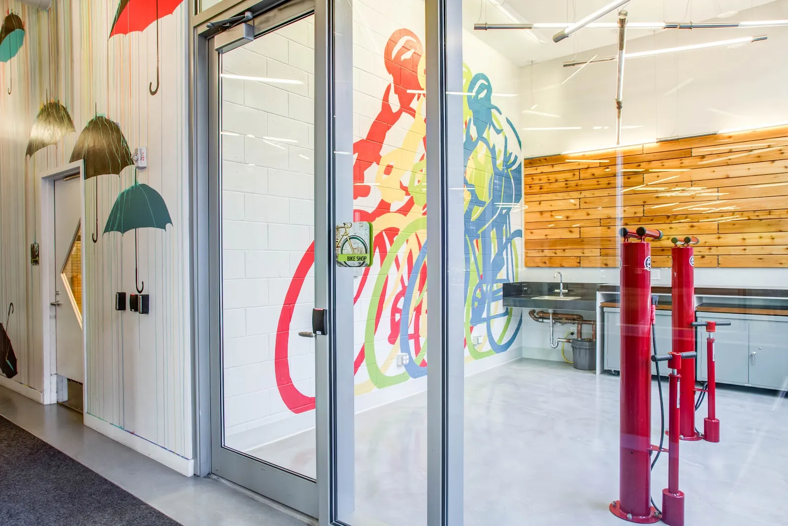 amenities-bikeshop