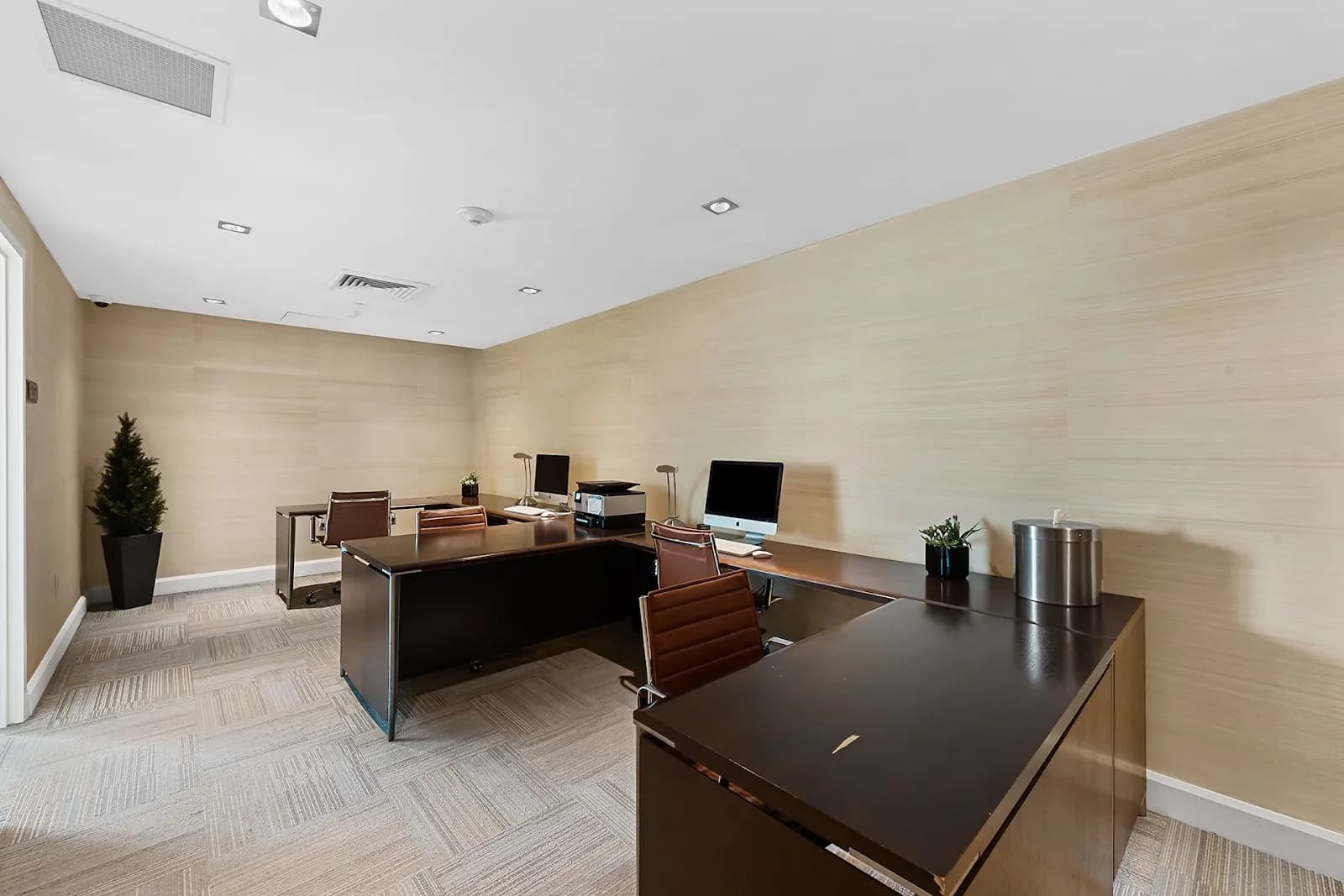interior-businesscenter
