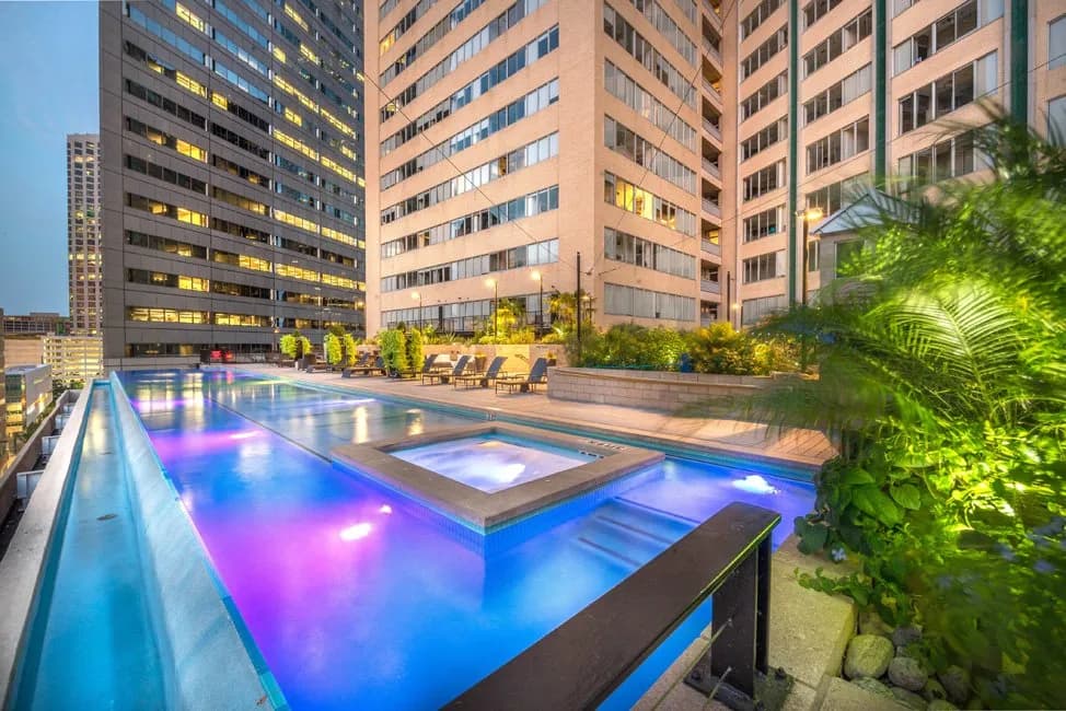 amenities-pool-2