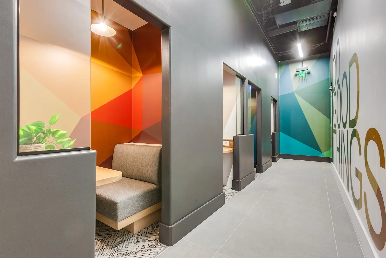 interior-coworkinghall