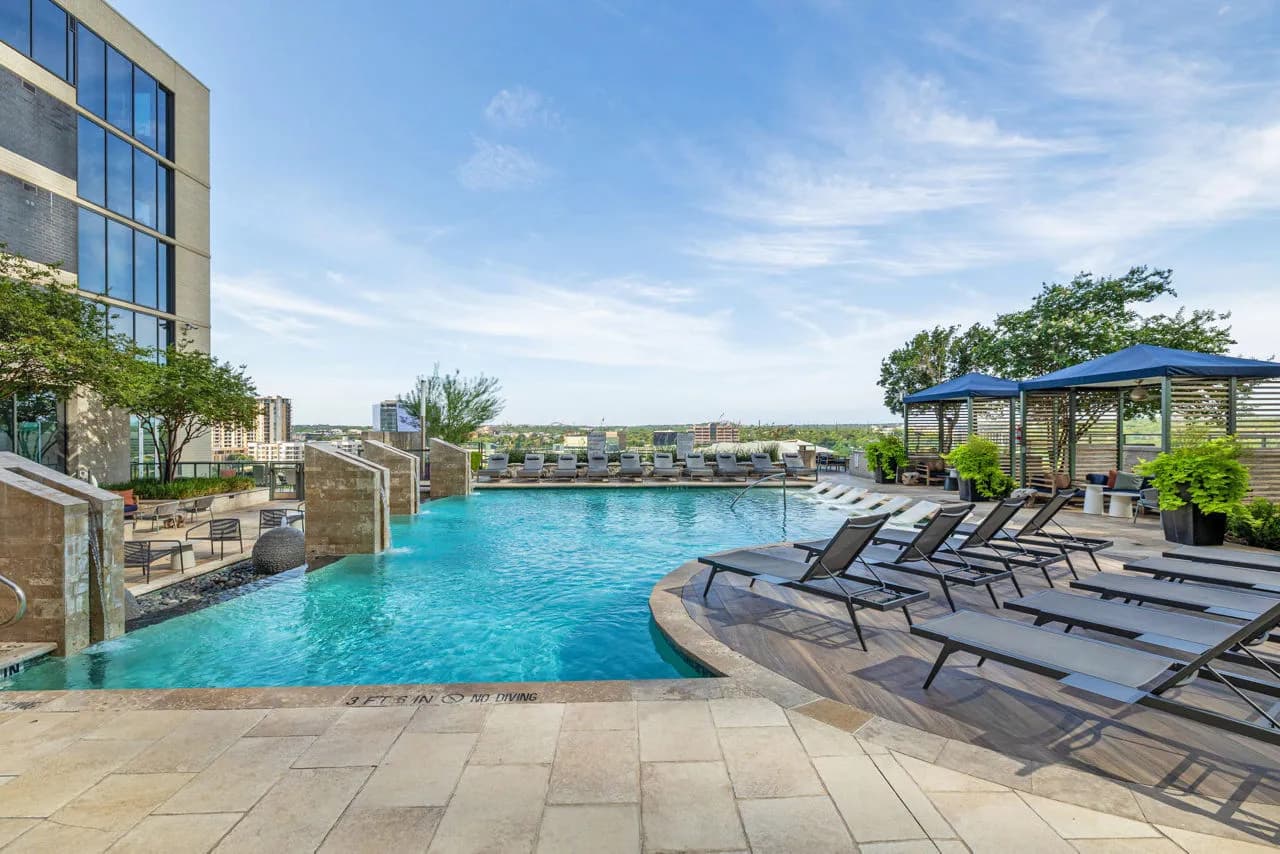 amenities-pooldeck