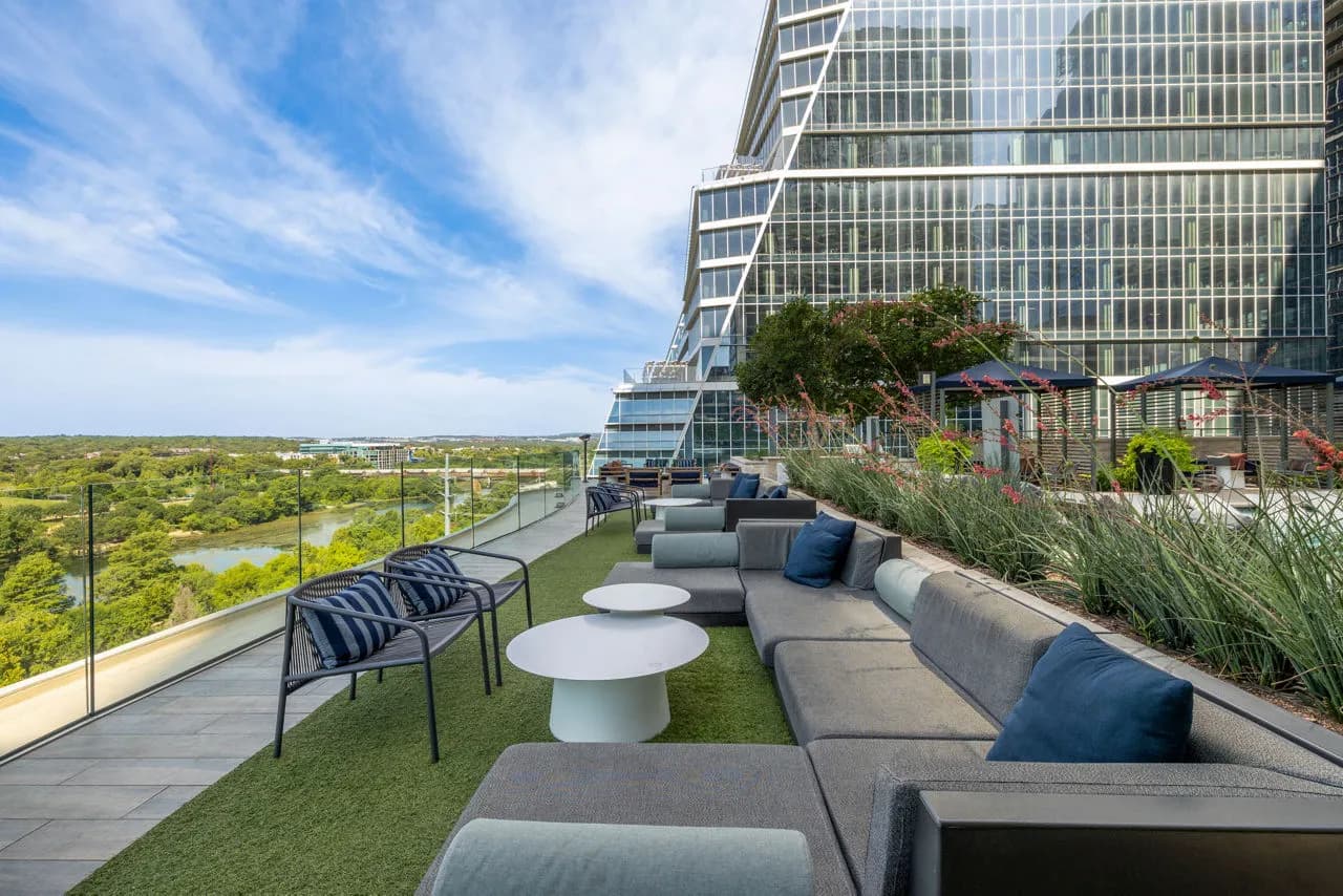 amenities-terracelounge