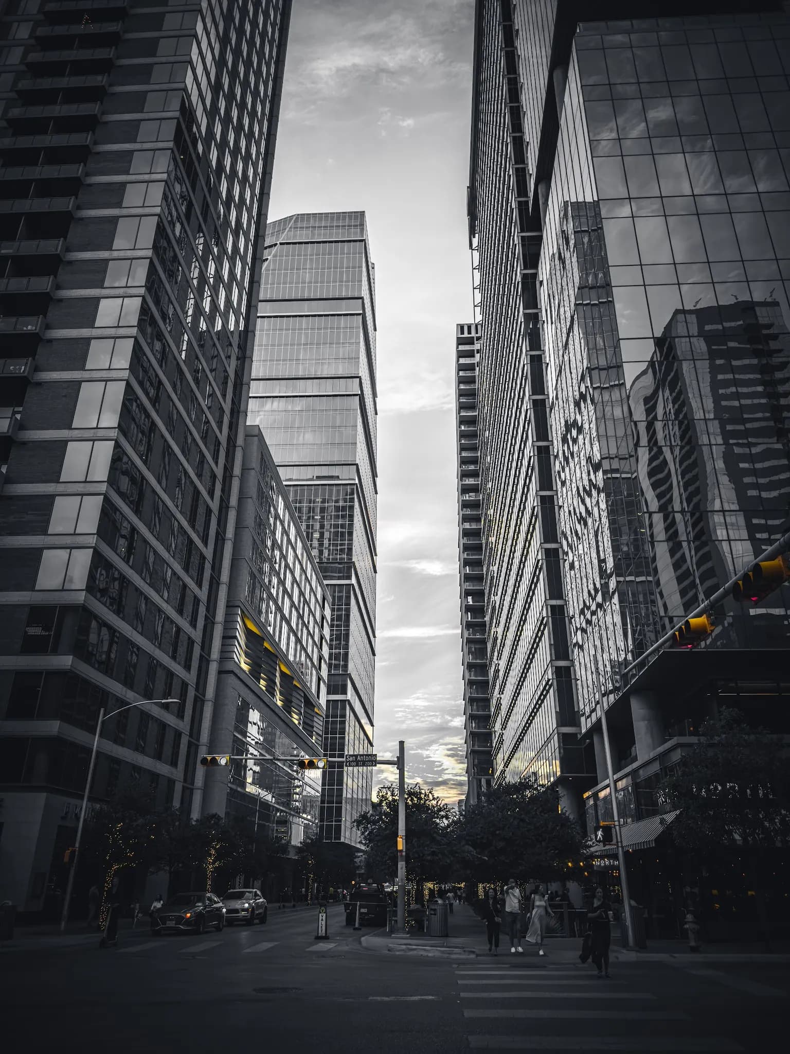 other-citystreetbw