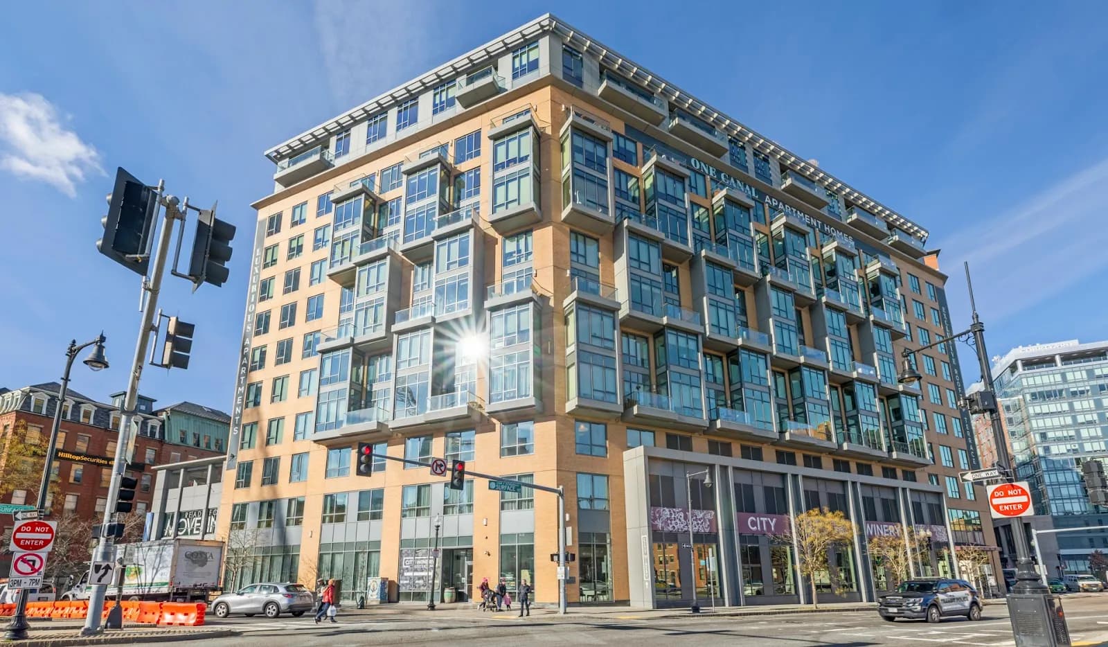 exterior-cornerfacade