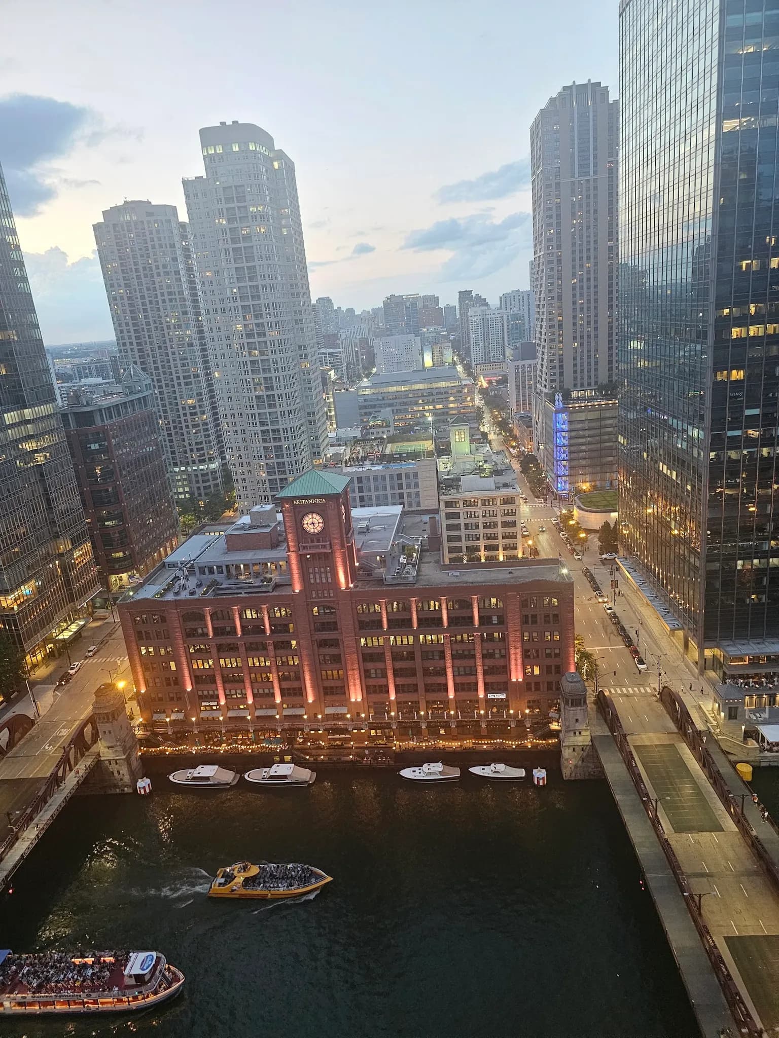 exterior-riverviewdusk