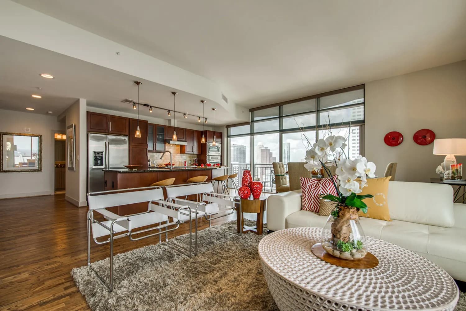 interior-livingroomkitchen