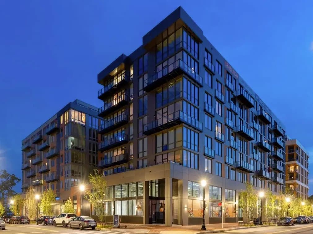 exterior-twilightfacade