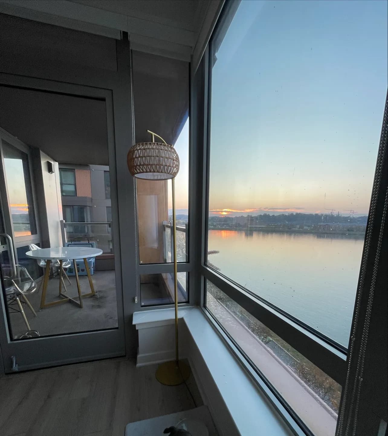 interior-sunroomview