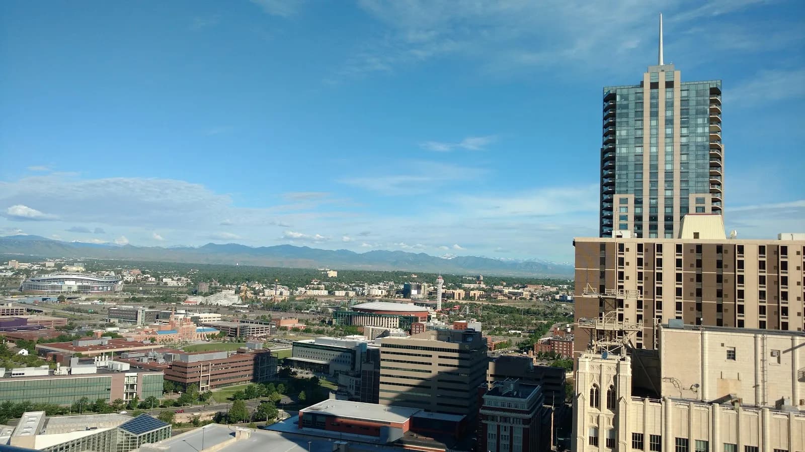 exterior-mountainview