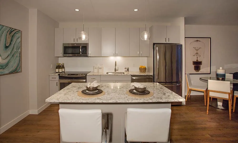 kitchen-whiteislandkitchen