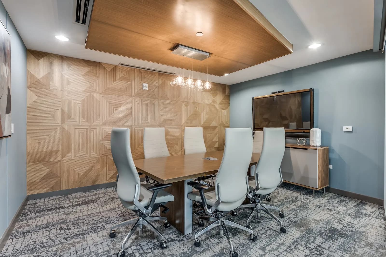 amenities-conferenceroom