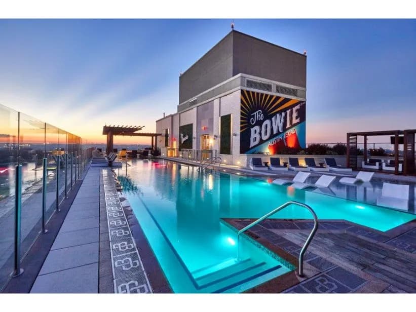 amenities-rooftoppoolsunset