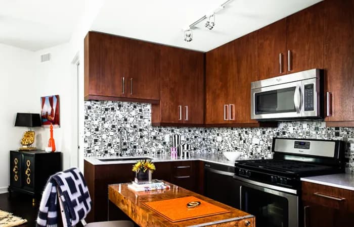 kitchen-woodcabinetkitchen