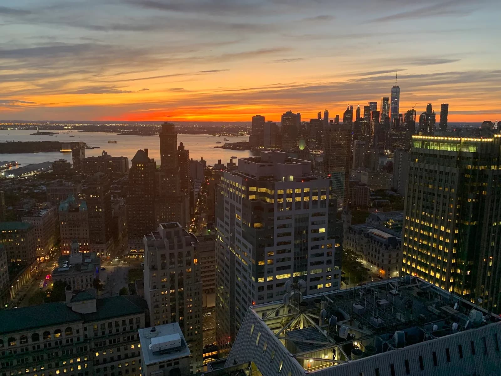 exterior-sunsetskylineview