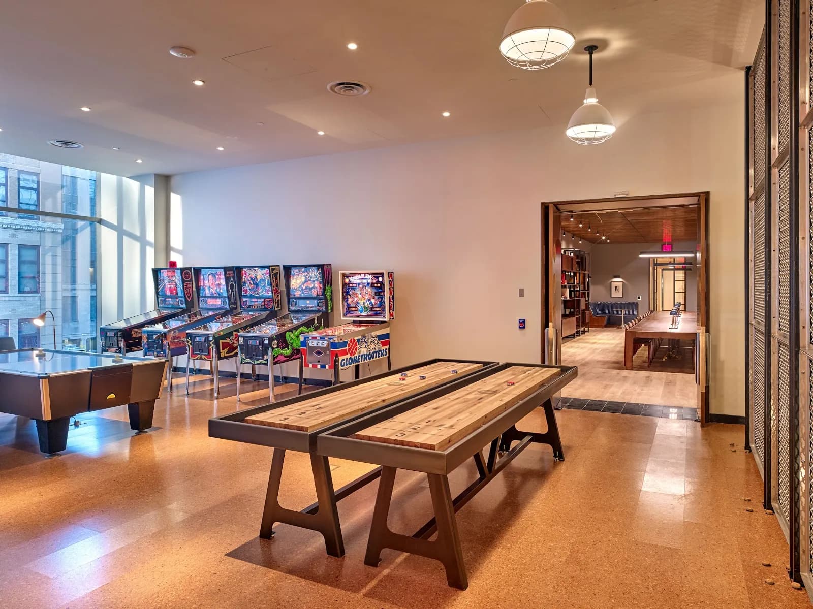 amenities-gameroomshuffleboard
