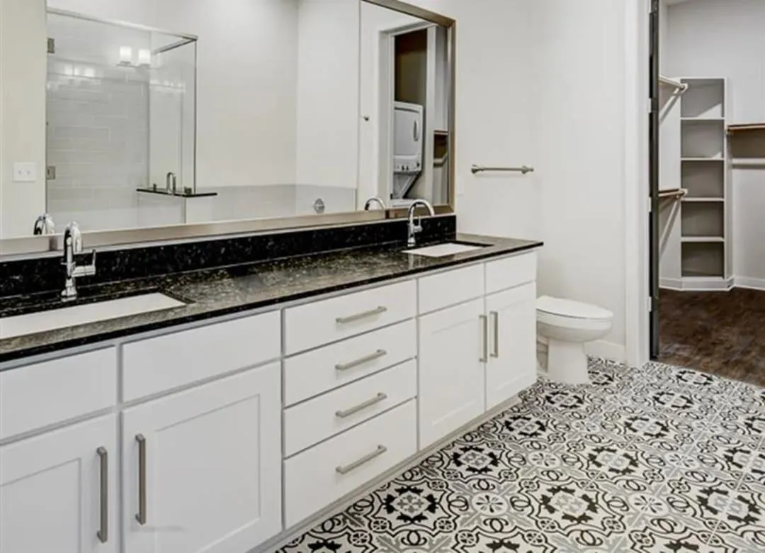 bathroom-doublevanity