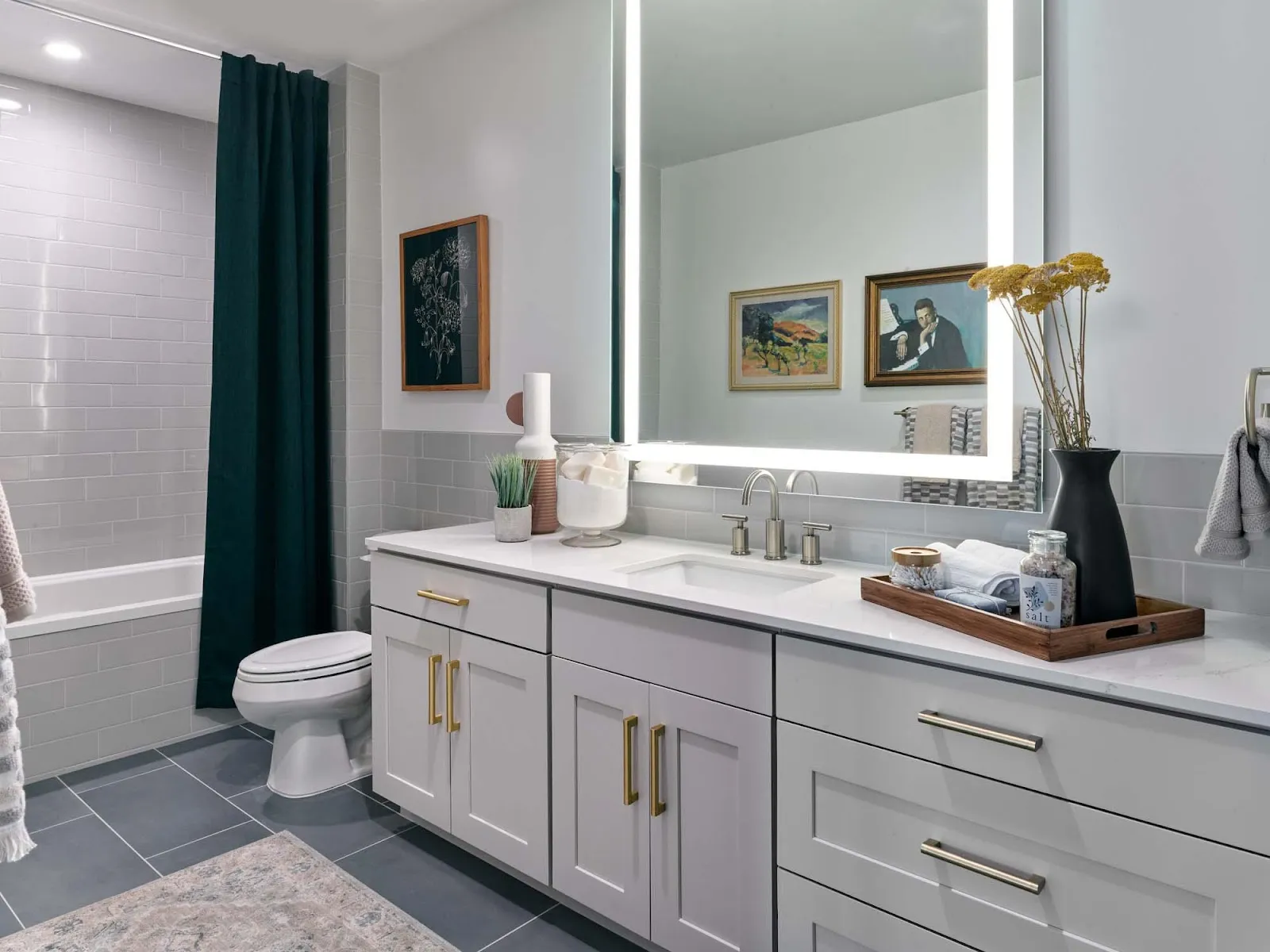 bathroom-doublevanity