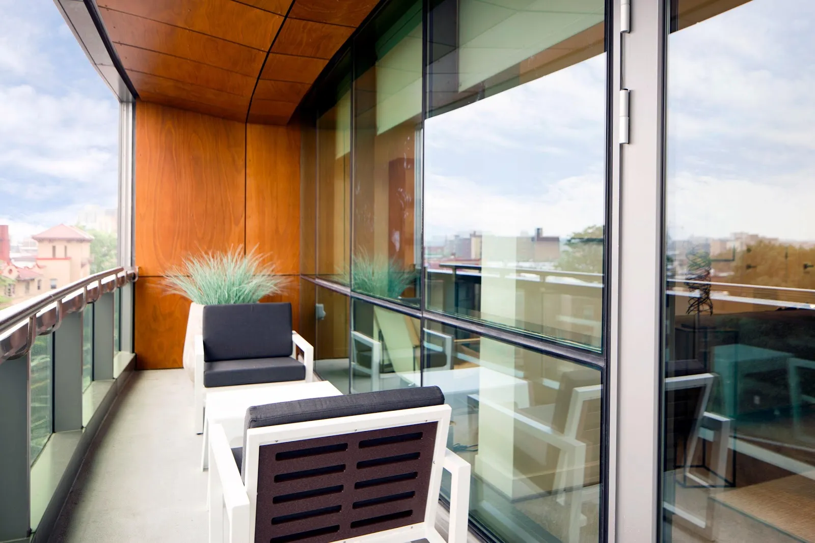 amenities-balcony