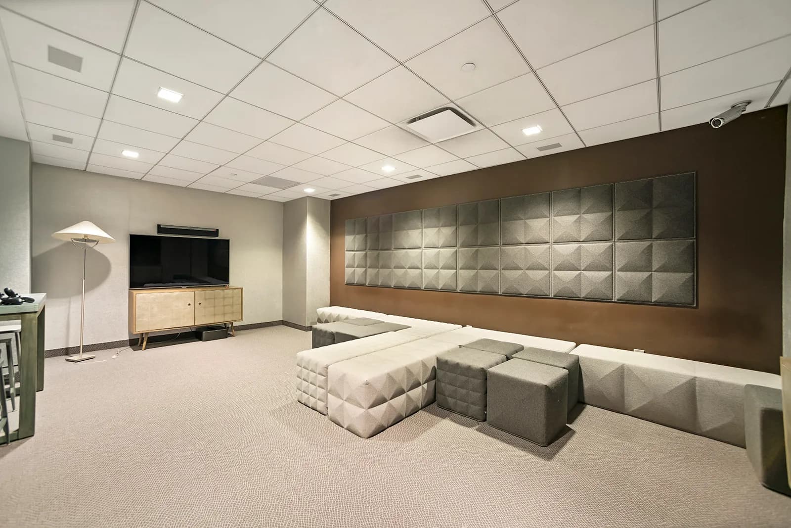 interior-screeningroom