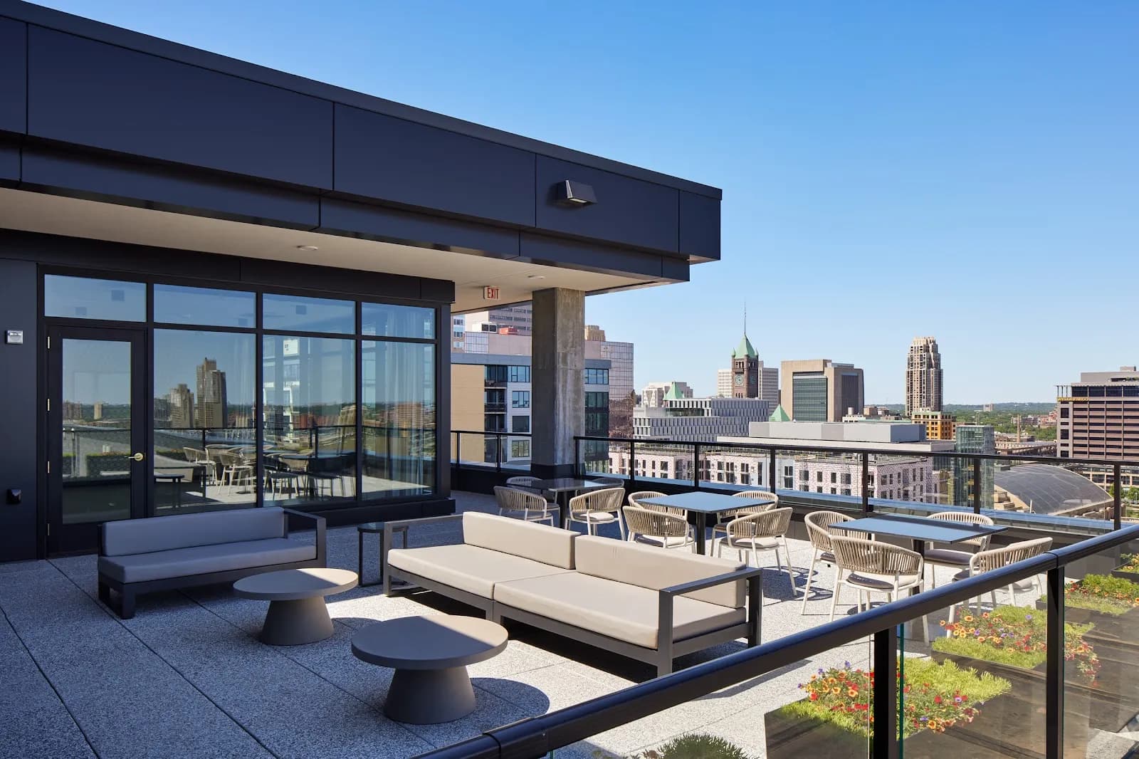 amenities-rooftopdeck