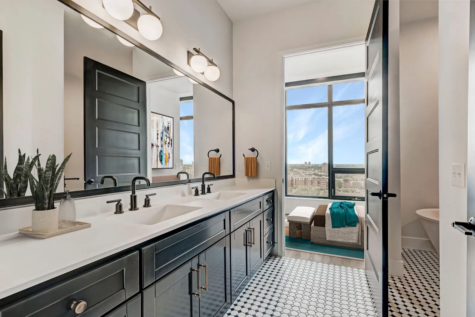 bathroom-doublevanity