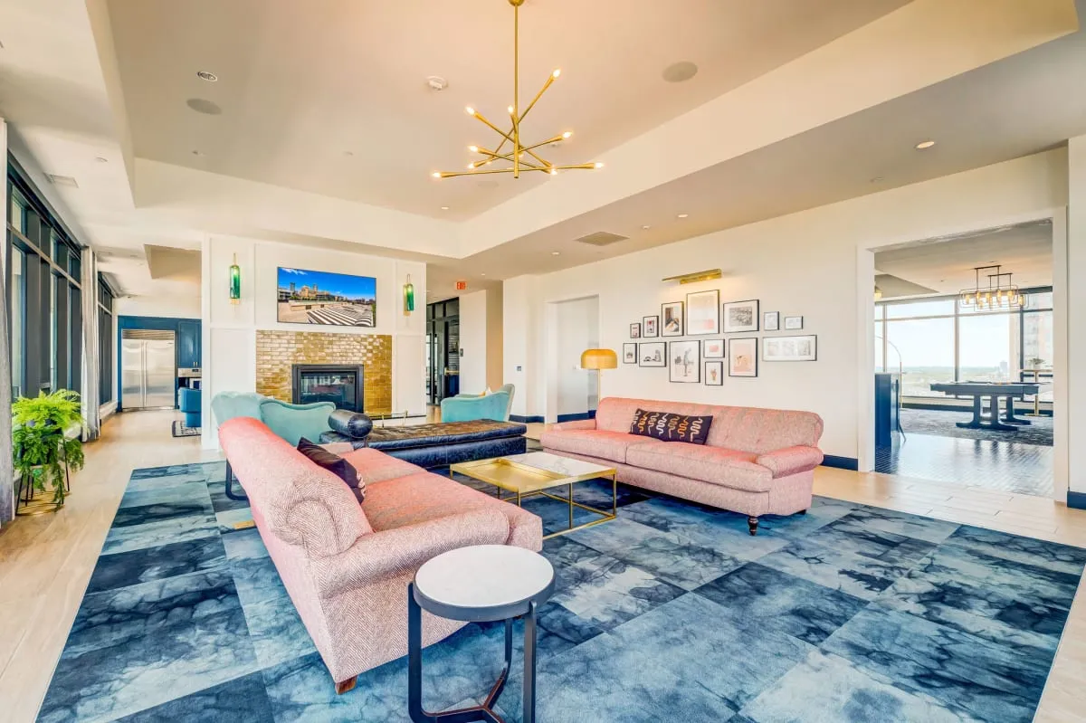 interior-clubroom