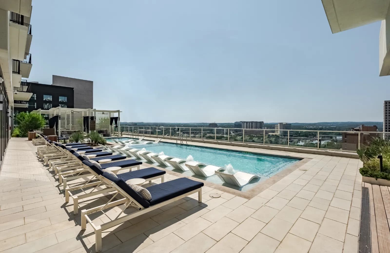 amenities-pooldeck