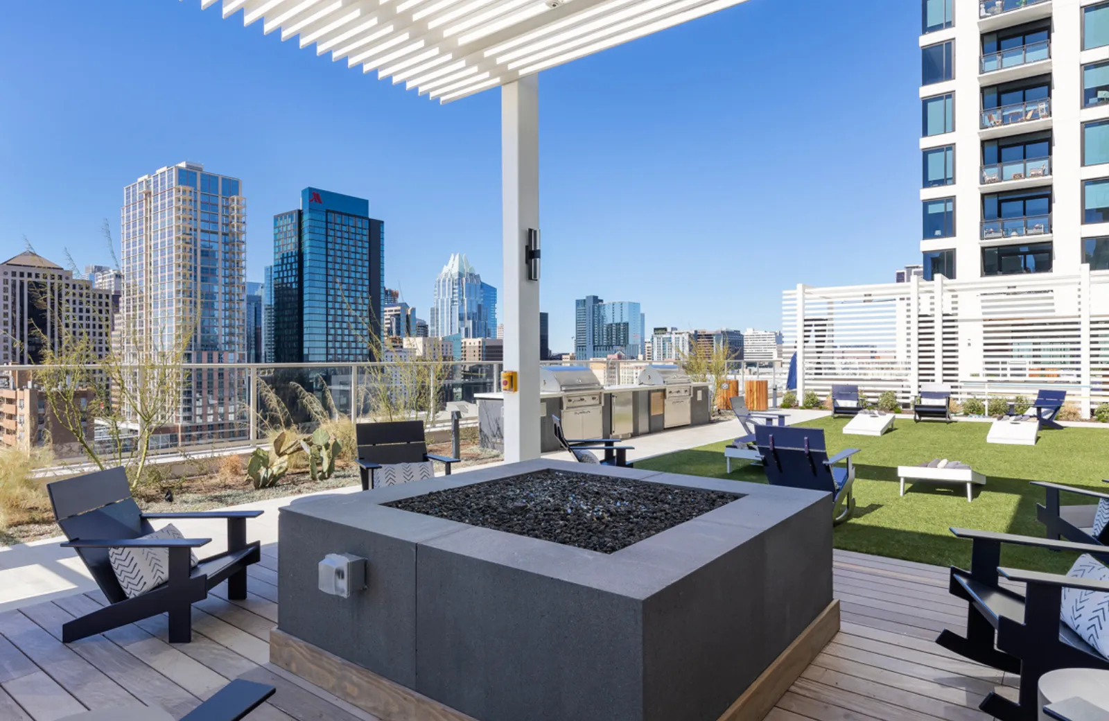 amenities-skylinegrills