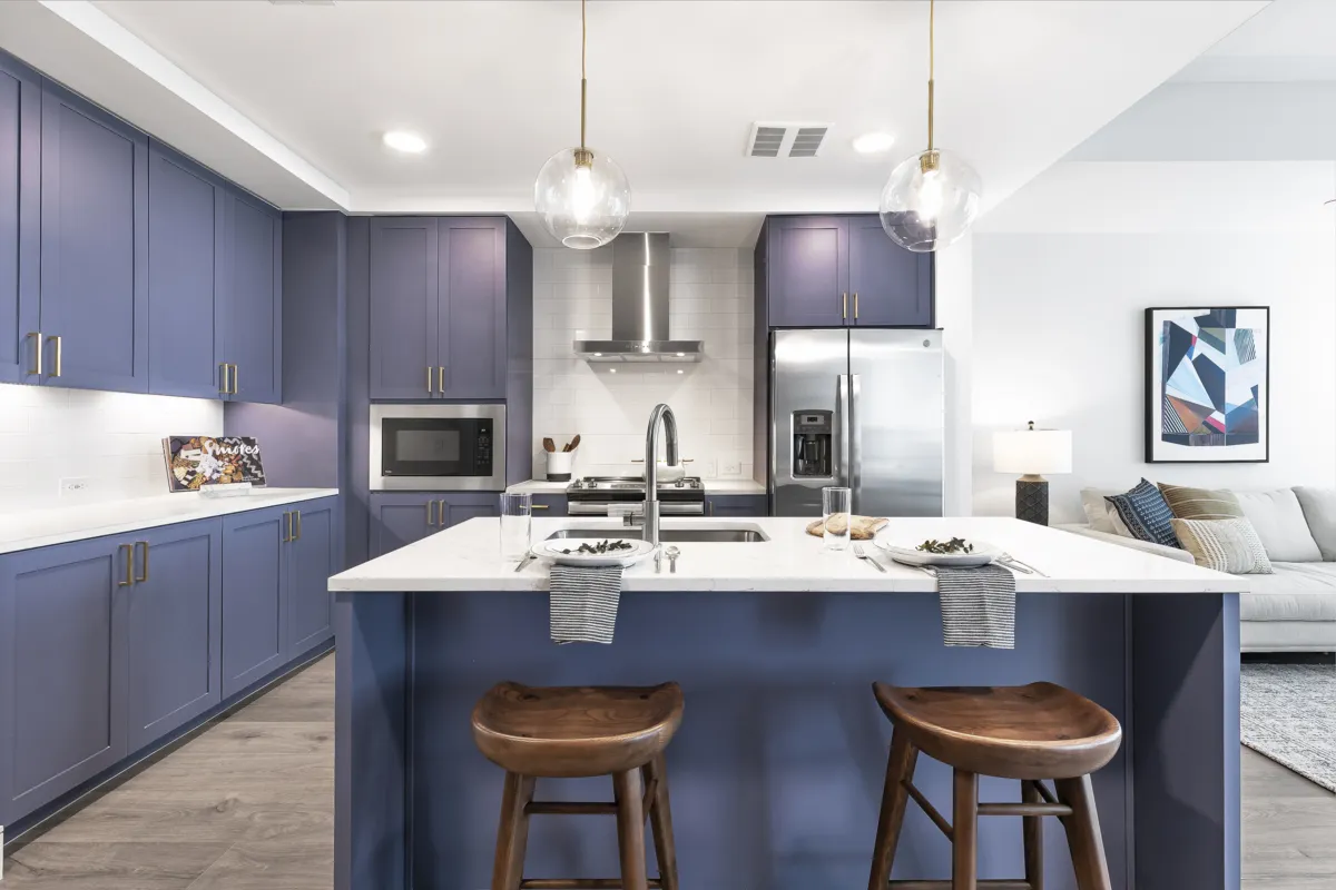kitchen-blueislandkitchen