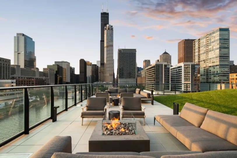 amenities-rooftopfirepit