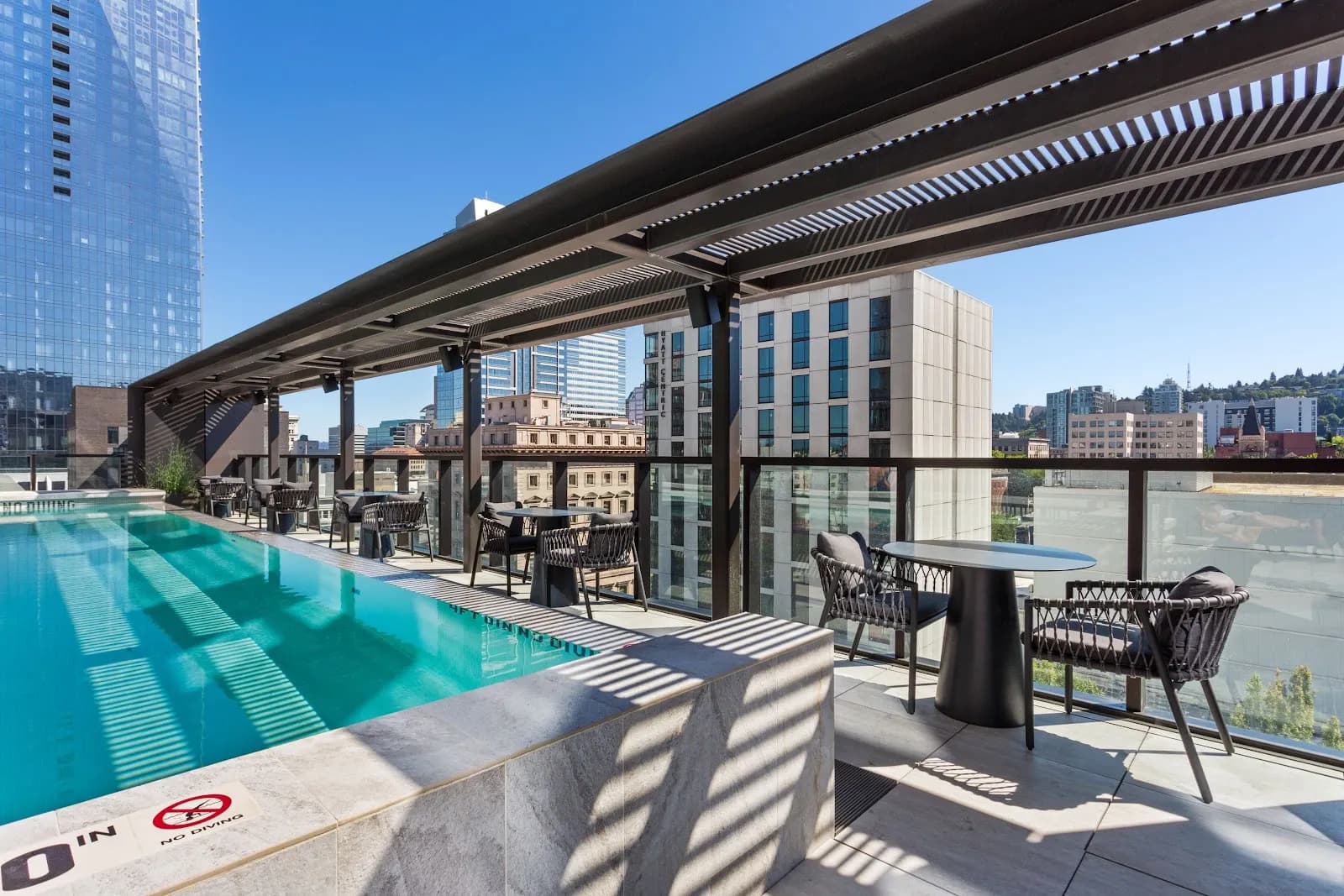 amenities-rooftoppool