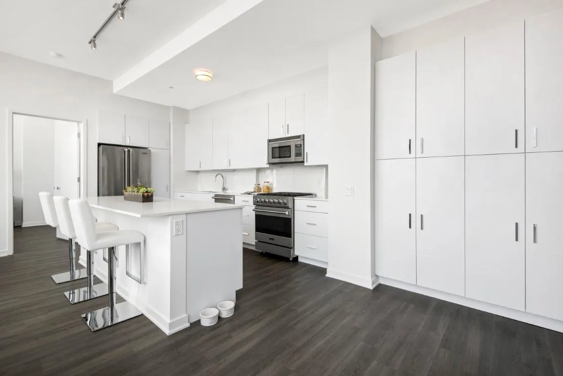 kitchen-whitekitchen